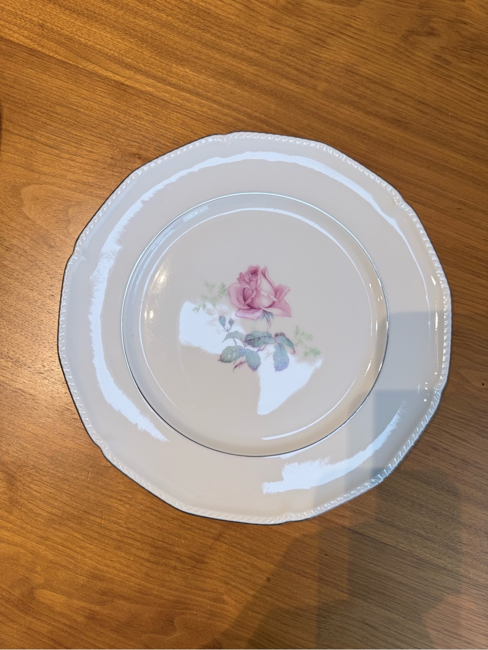 Vintage Royal Bayreuth
Germany Pink Rose Dinner
Plates 10.5" - Set of 4